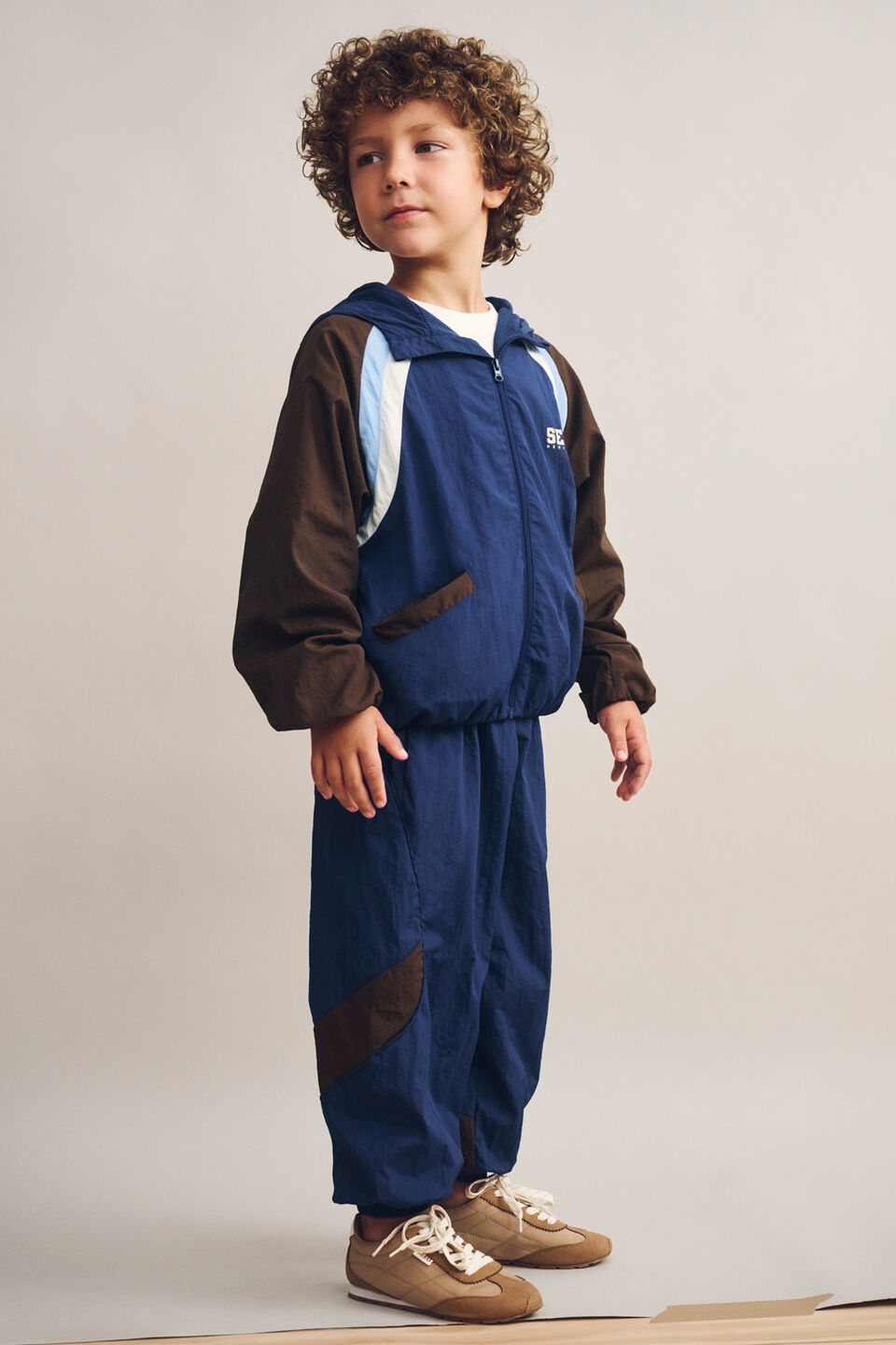 Core Logo Spray Jacket  Multi