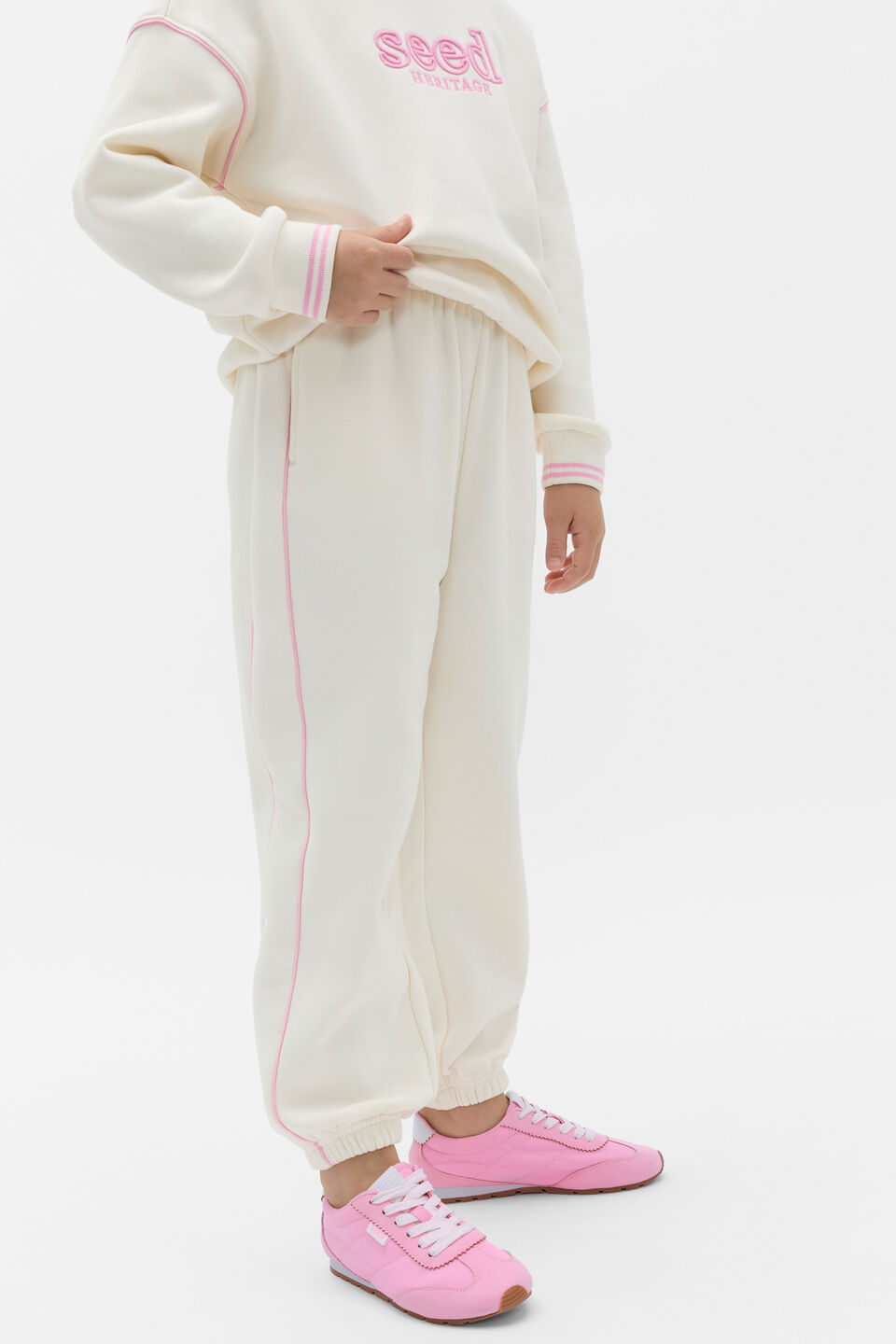 Core Trackpant  Classic Cream