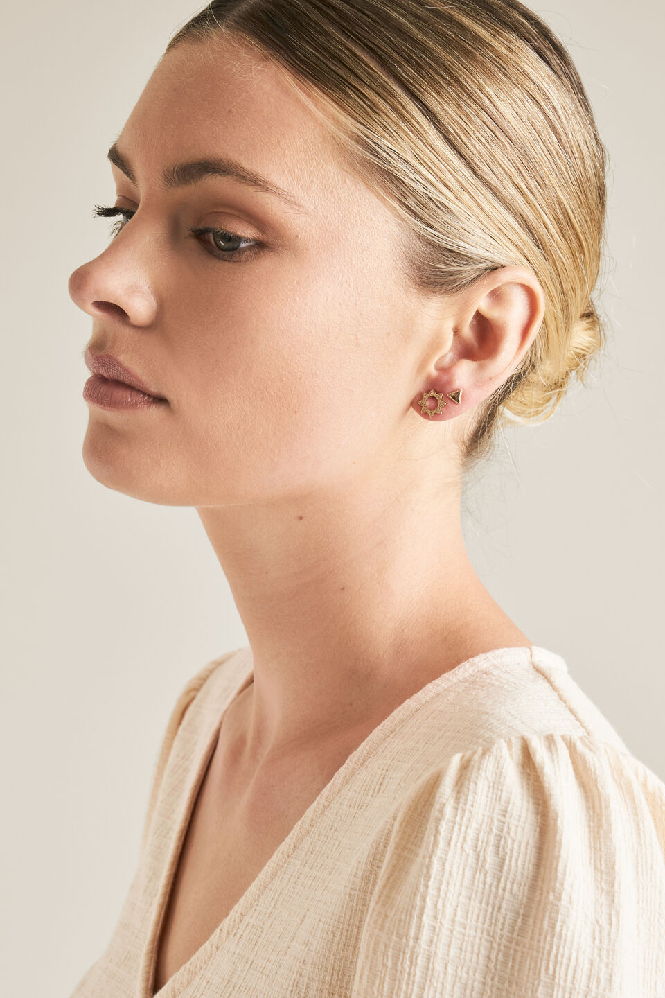 Multi Gold Stud Pack  9