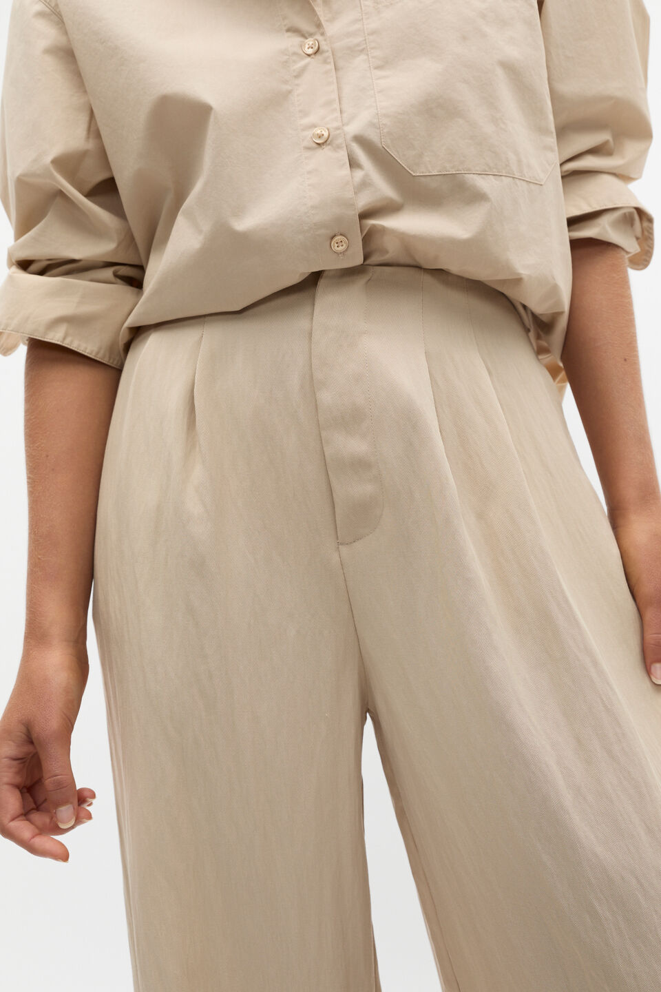 Relaxed High Waist Pant  Latte