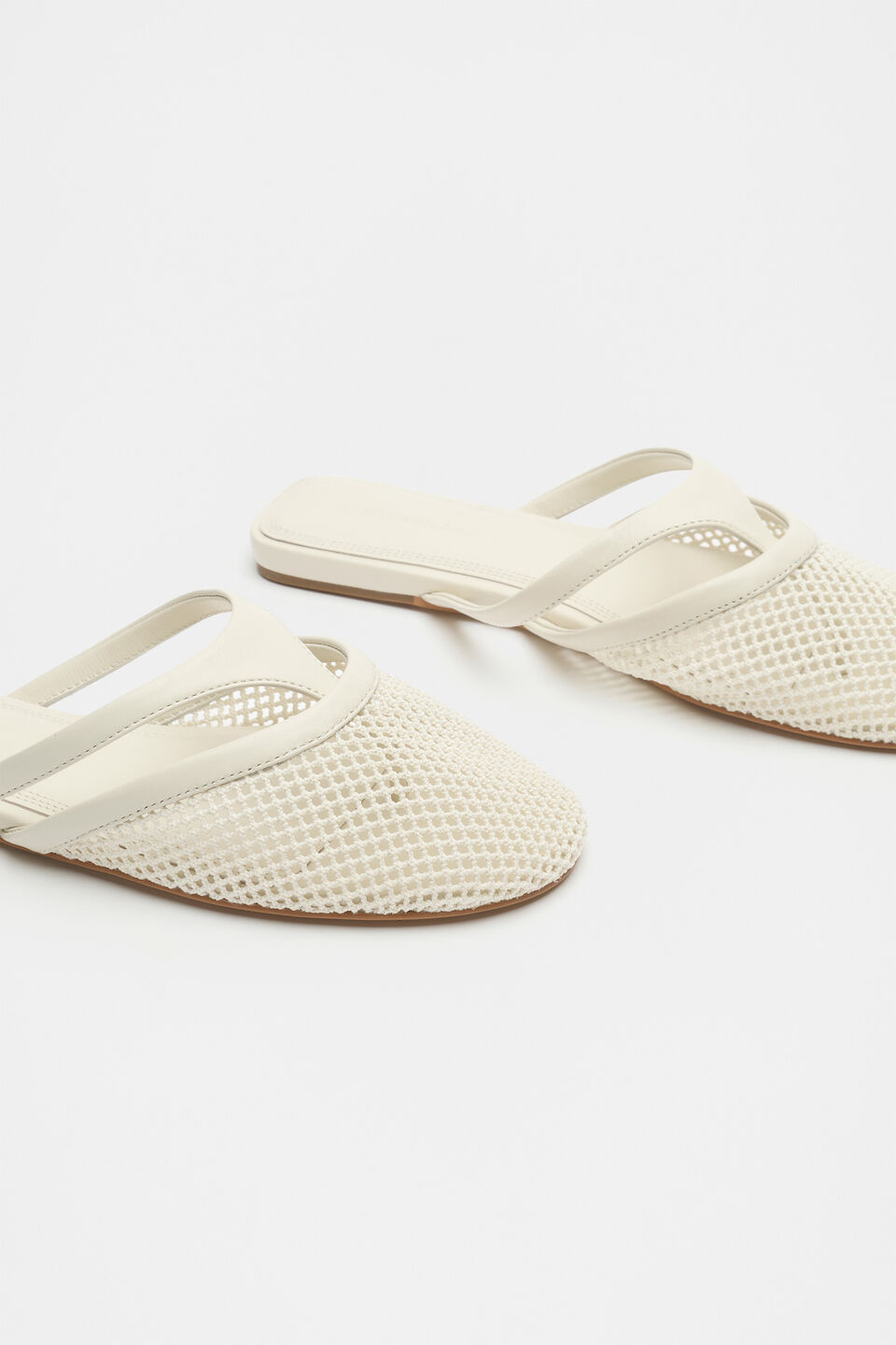 Anya Mesh Mule  Cream