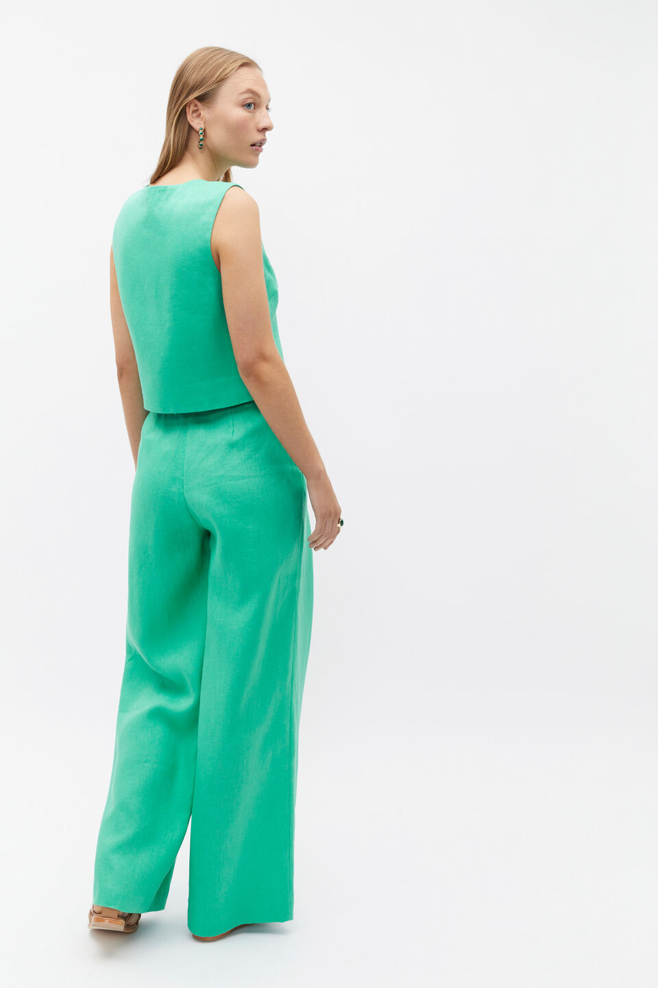 Linen Button Down Shell Top  Deep Emerald