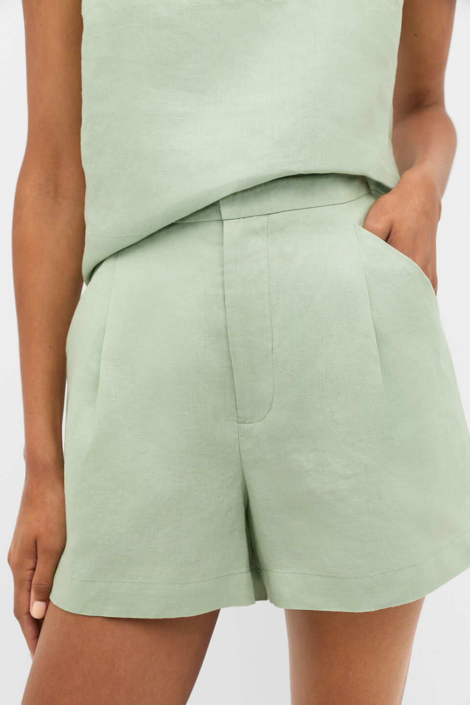 Linen Pocket Short  Eucalyptus