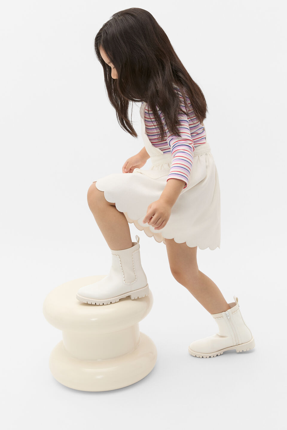 Scallop Boot  Classic Cream