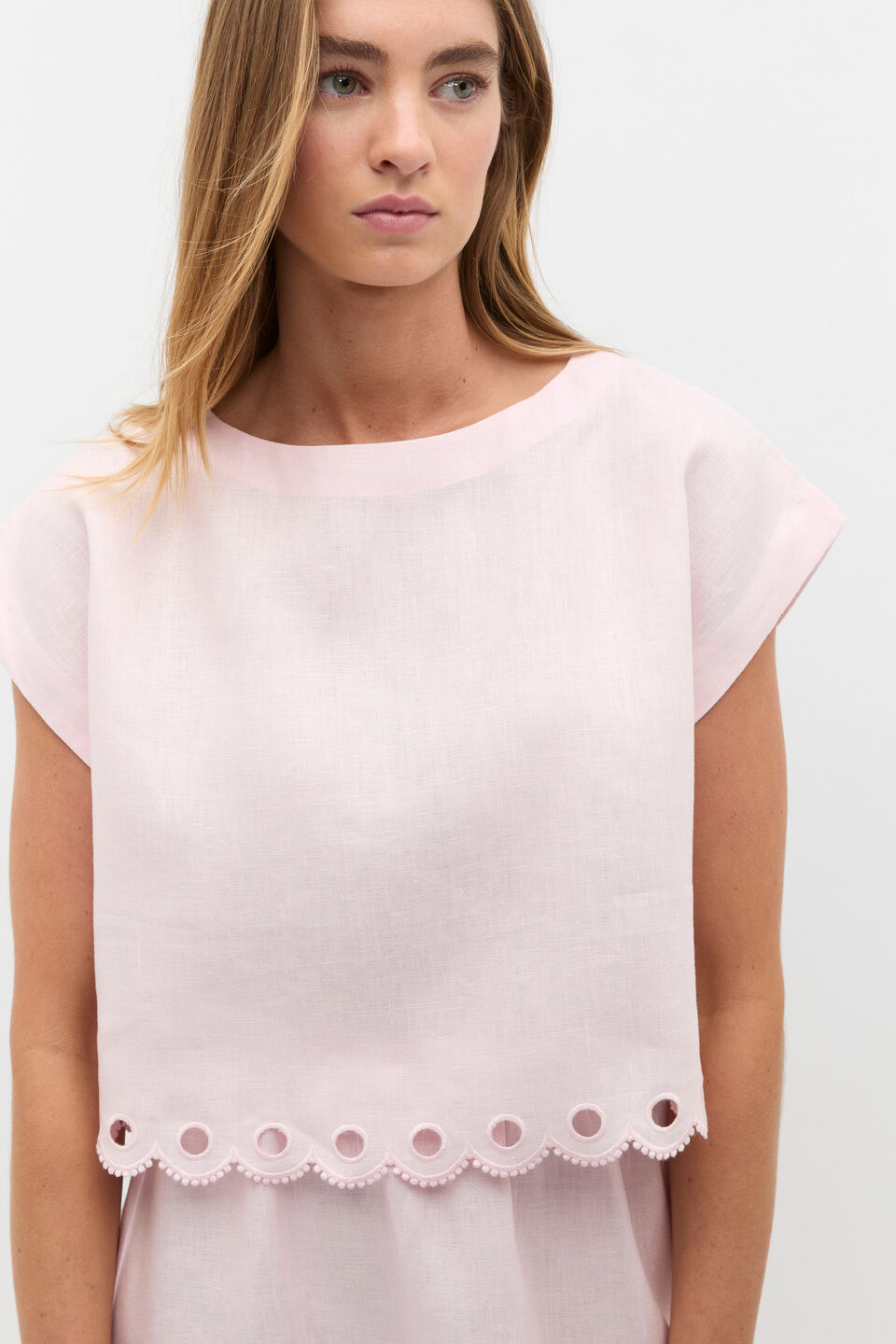 Linen Embroidered Tee  Primrose