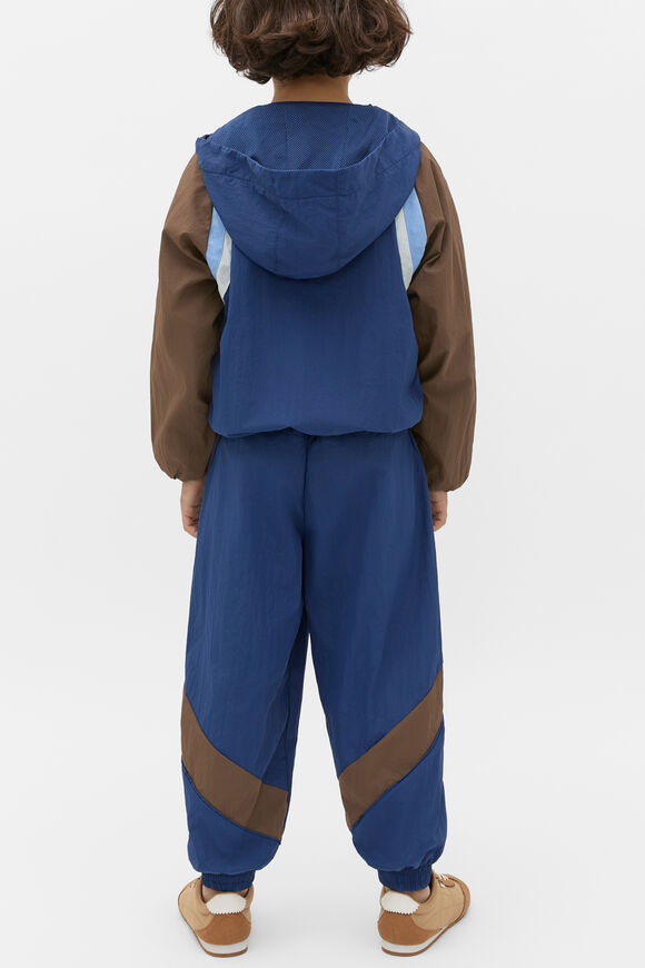 Core Logo Spray Jacket  Multi  hi-res