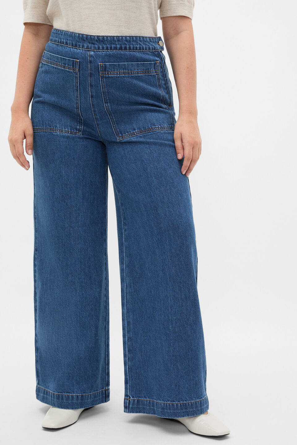 Patch Pocket Cotton Jean  Heritage Wash