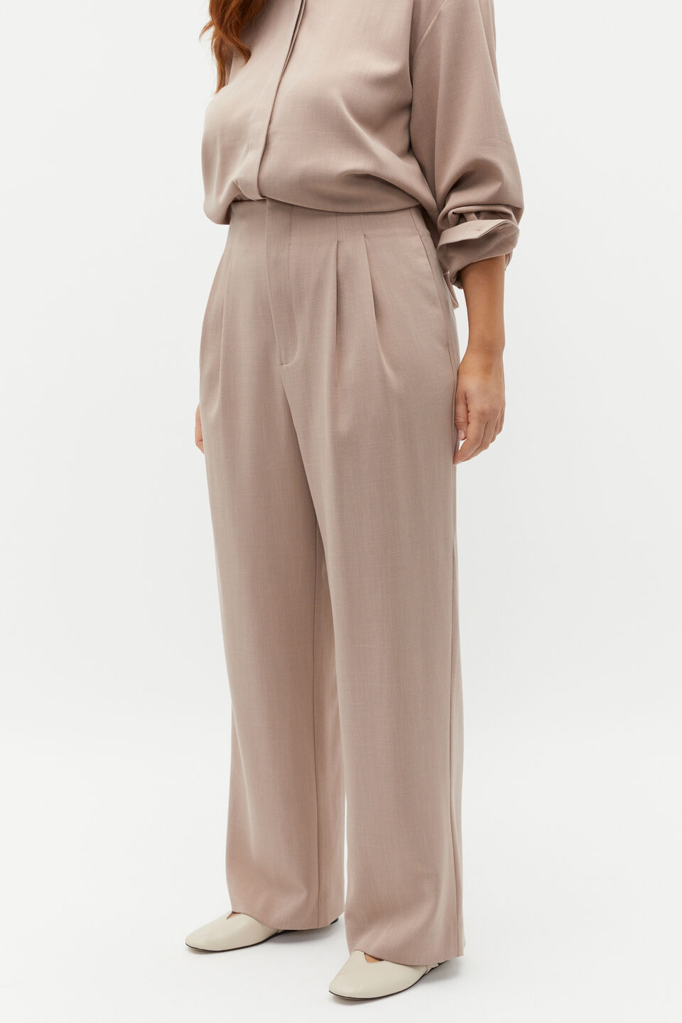 Tailored High Rise Pant  Cookie