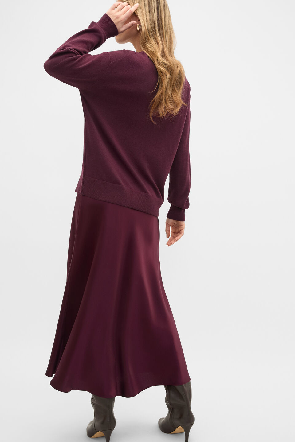 Australian Merino V Neck Knit  Plum Red