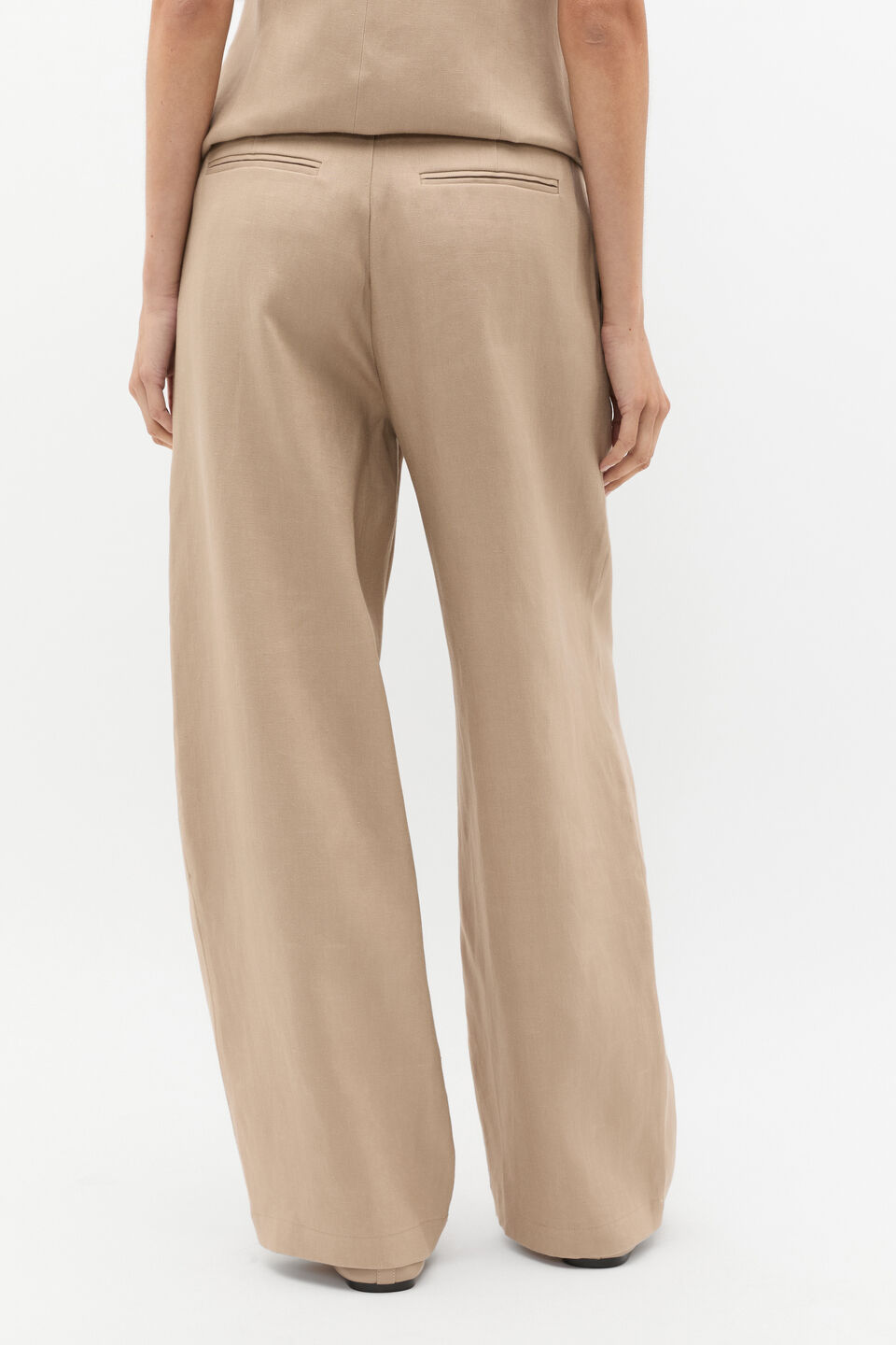 Tailored Linen Pleat Pant  Cookie