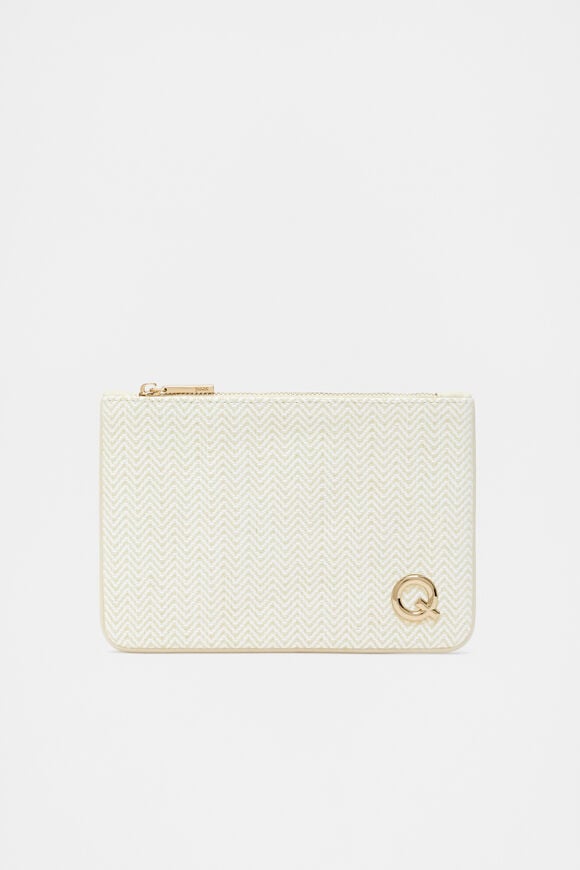 Initials Pouch  Q  hi-res