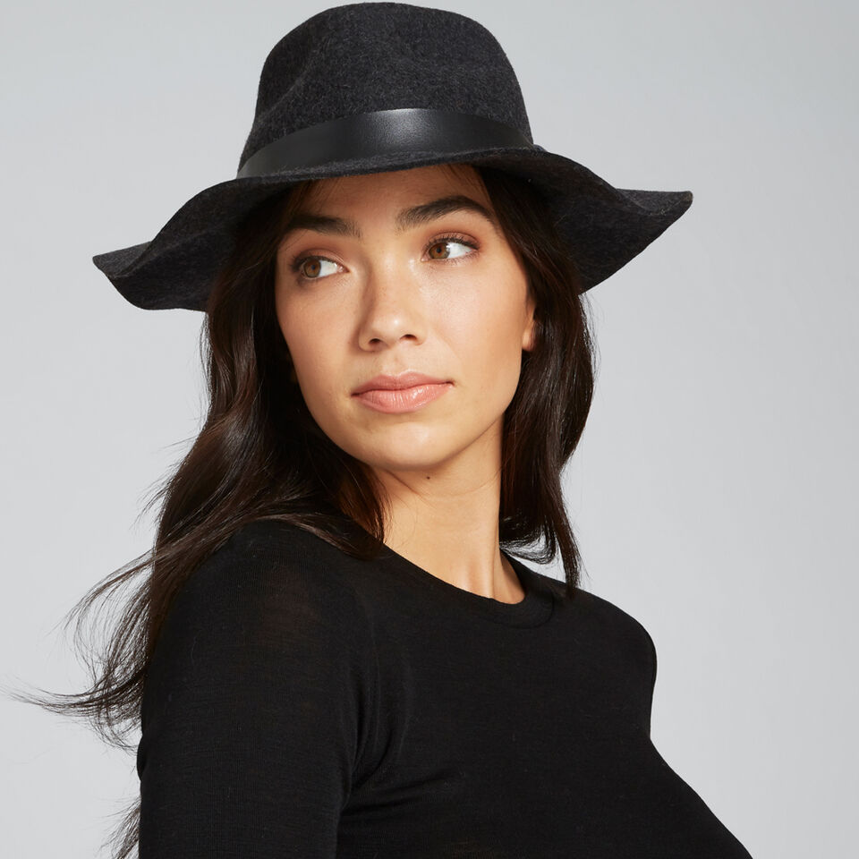 Felt Fedora  