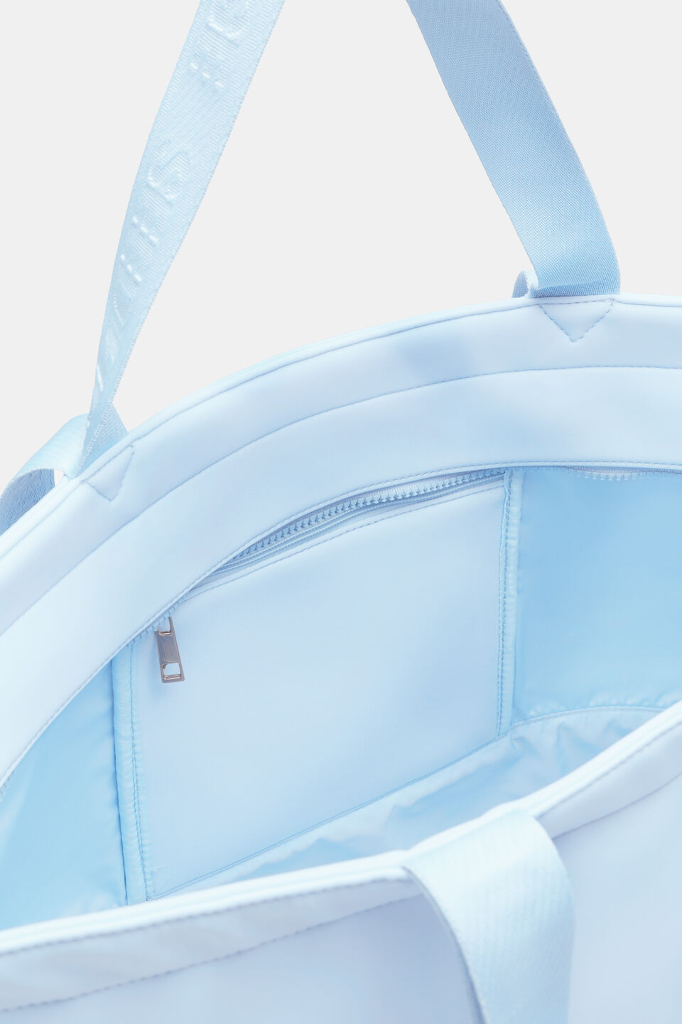 Seed Overnight Tech Tote  Arctic Blue
