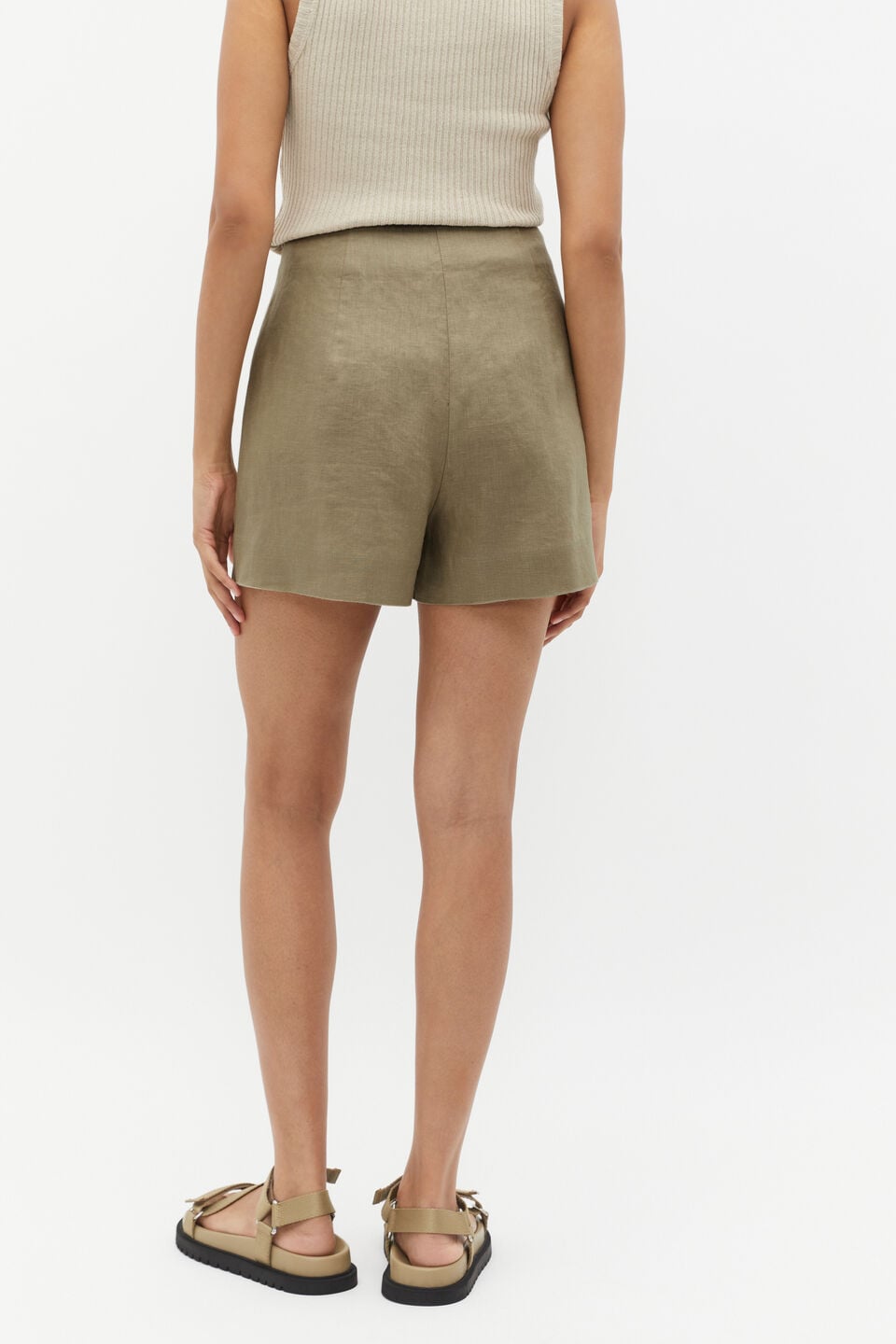 Linen Tailored Short  Rosemary