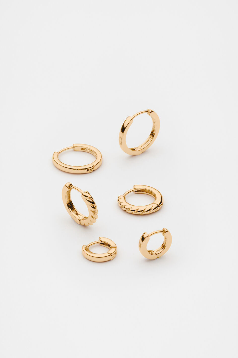 Textured Huggie Ear Pack  Gold