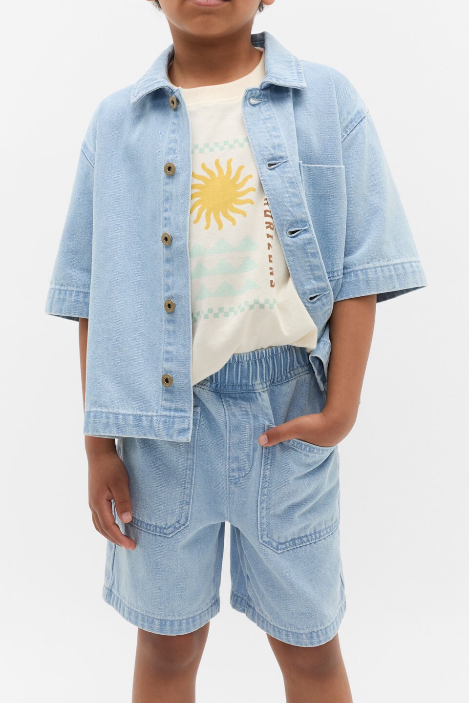 Pull on Denim Short  Light Wash