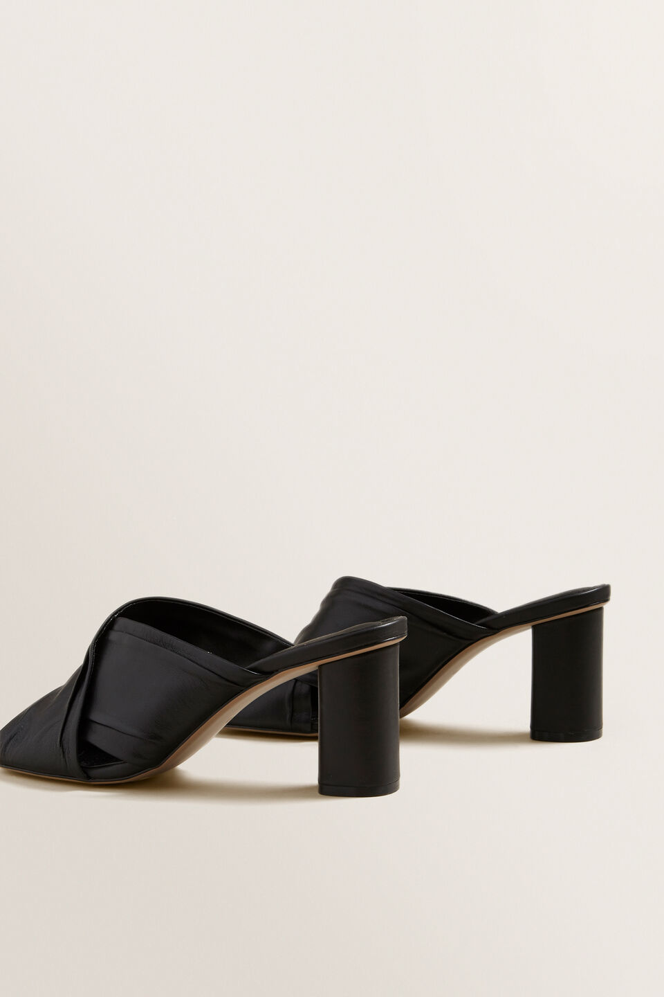 Ava Cross Over Heel  