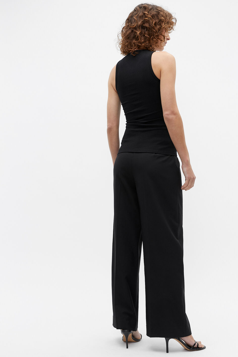 Halter Rib Tank  Black
