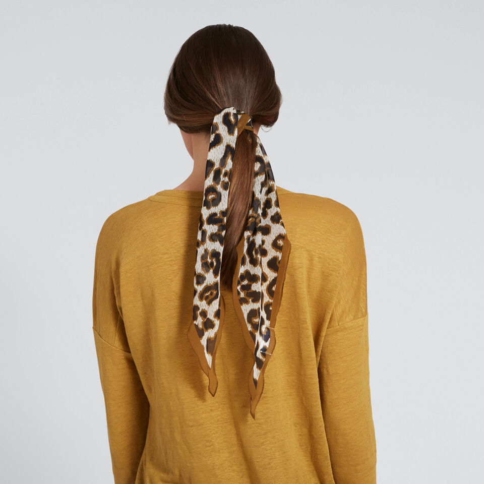 Diamond Neck Scarf  