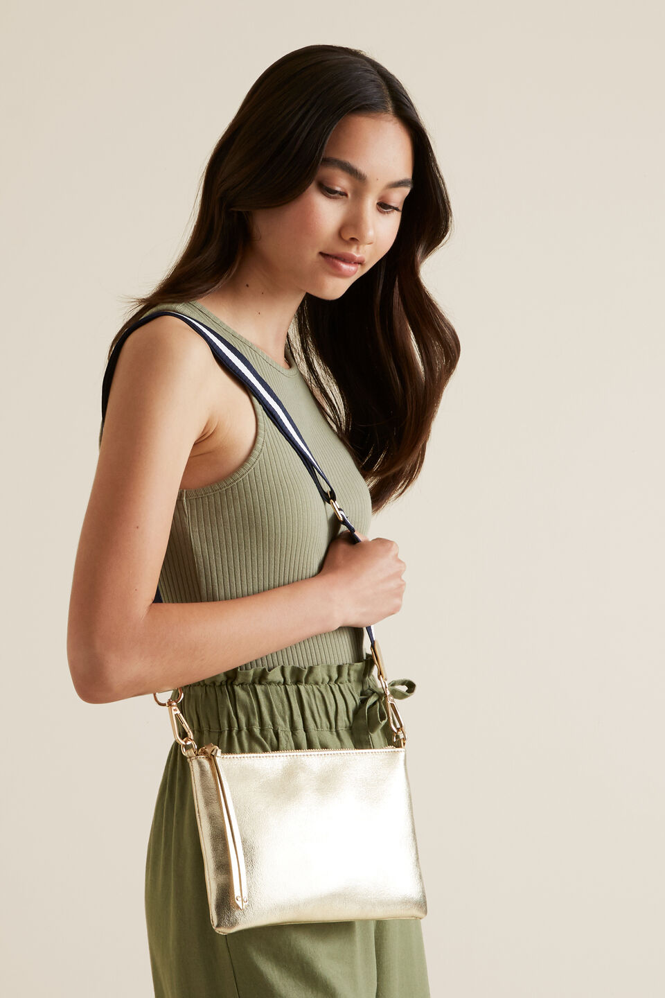 Zip Clutch  9