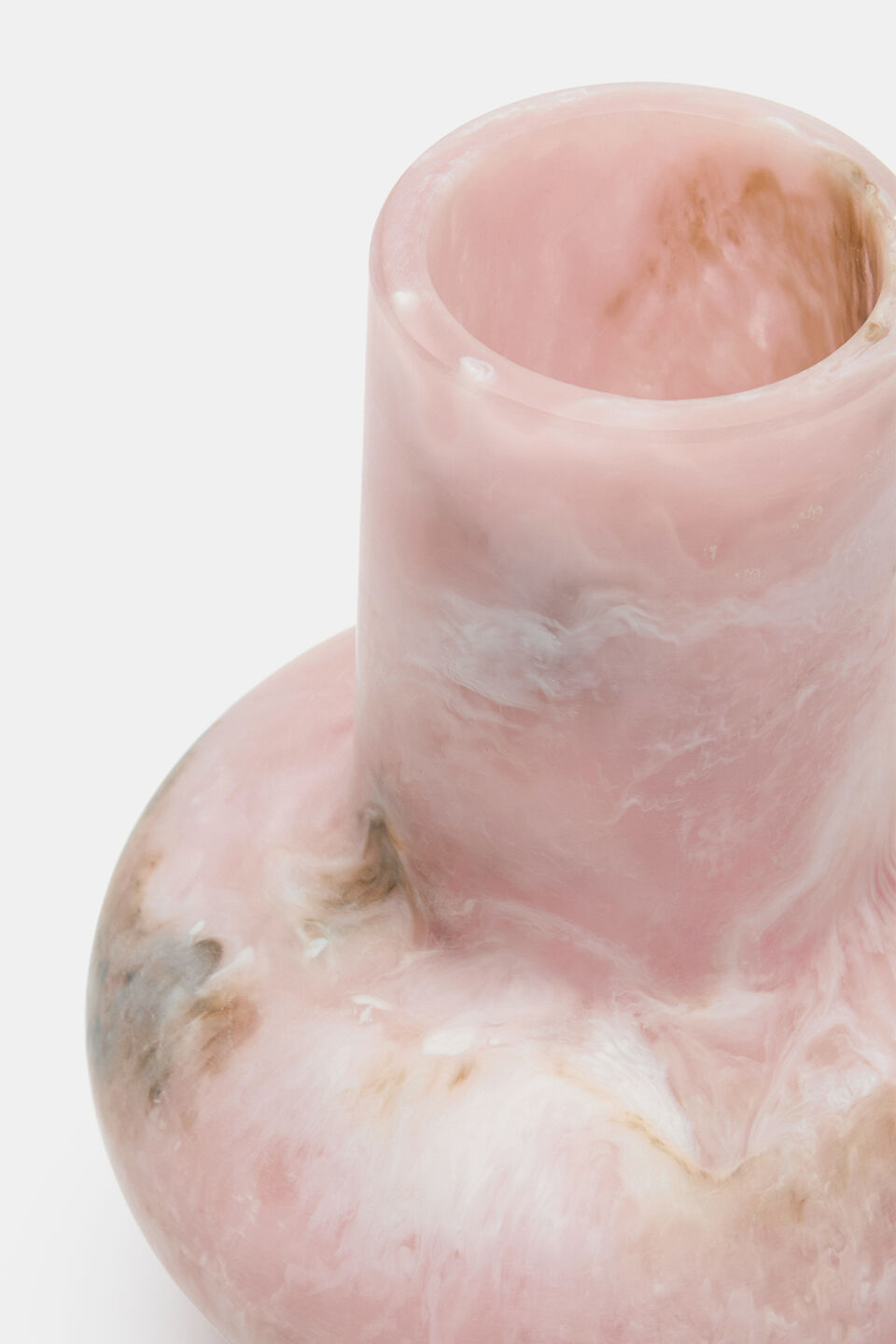 Vanneta Resin Vase  Blossom