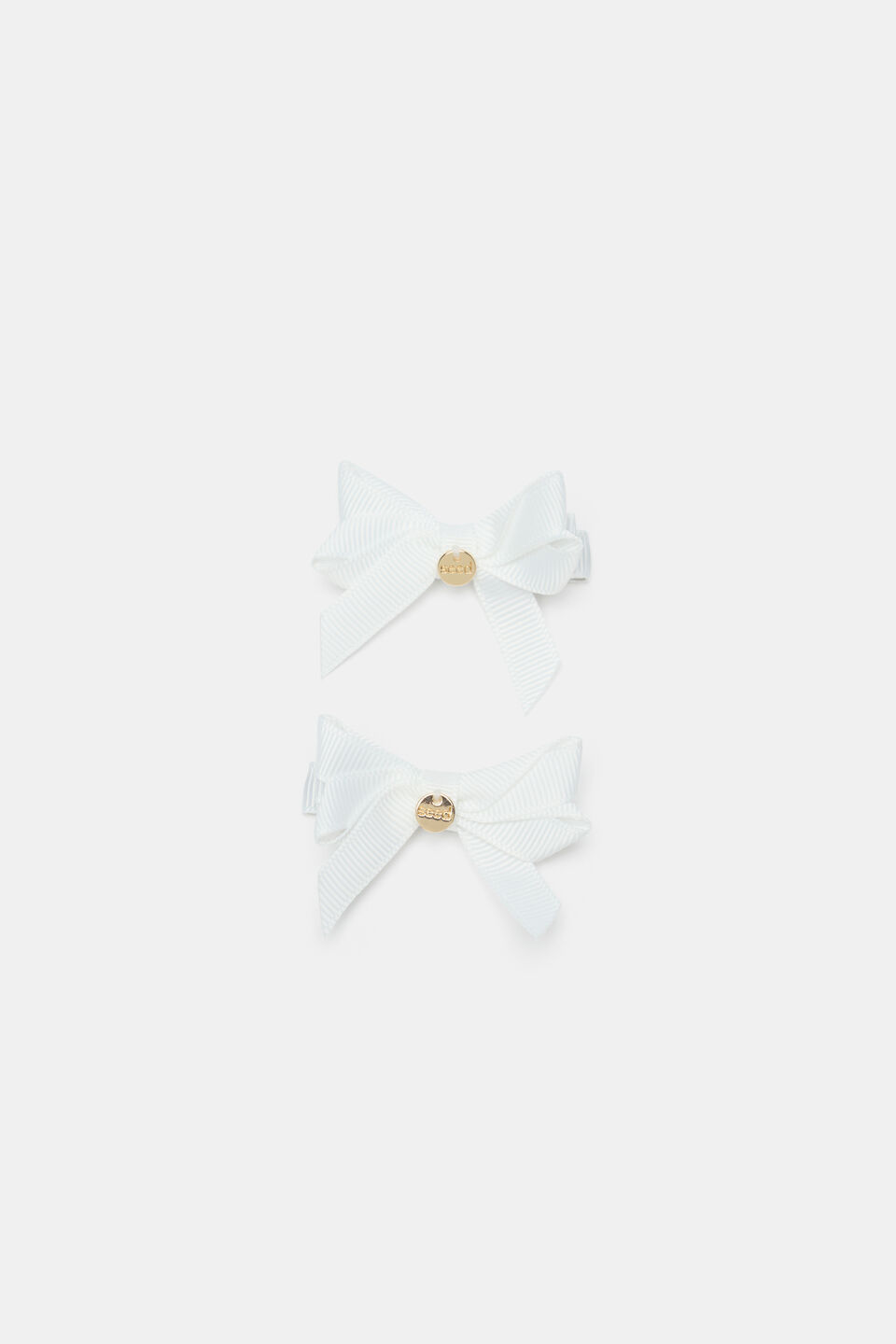 Heritage Charm Bows  Canvas