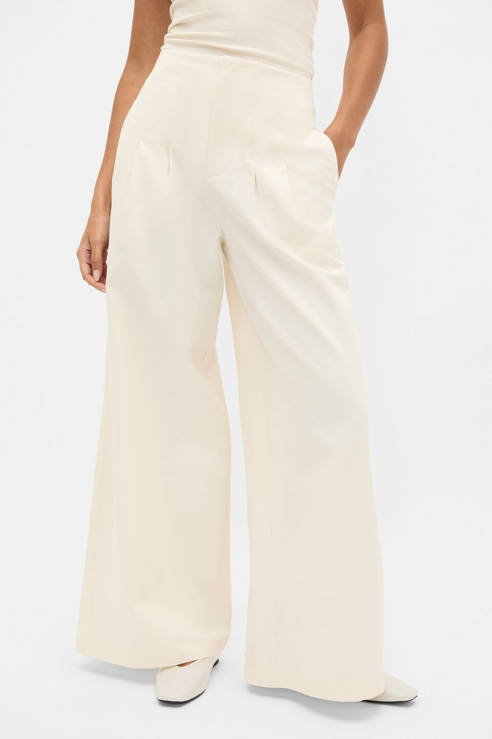 High Rise Pleat Pant  Coconut Cream