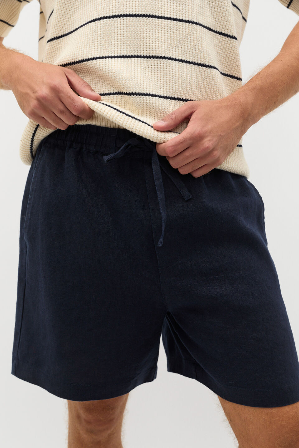 Linen Pullon Short  Midnight Blue