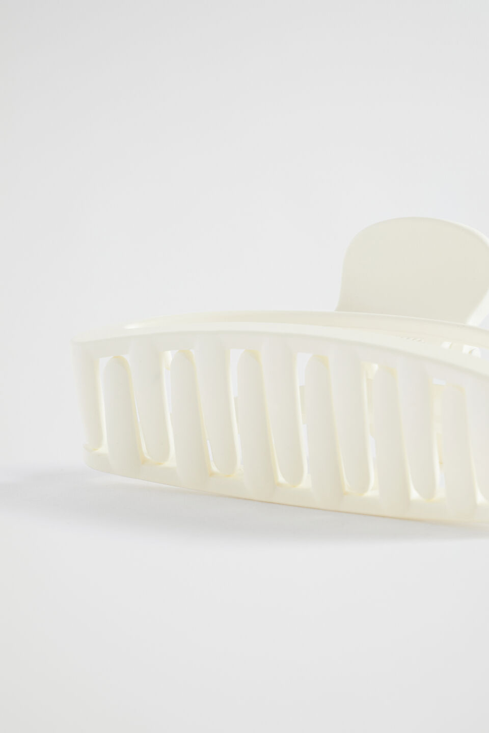 Crescent Hair Claw  Bone