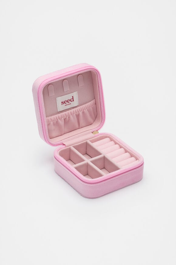 Initial Jewellery Box  P  hi-res