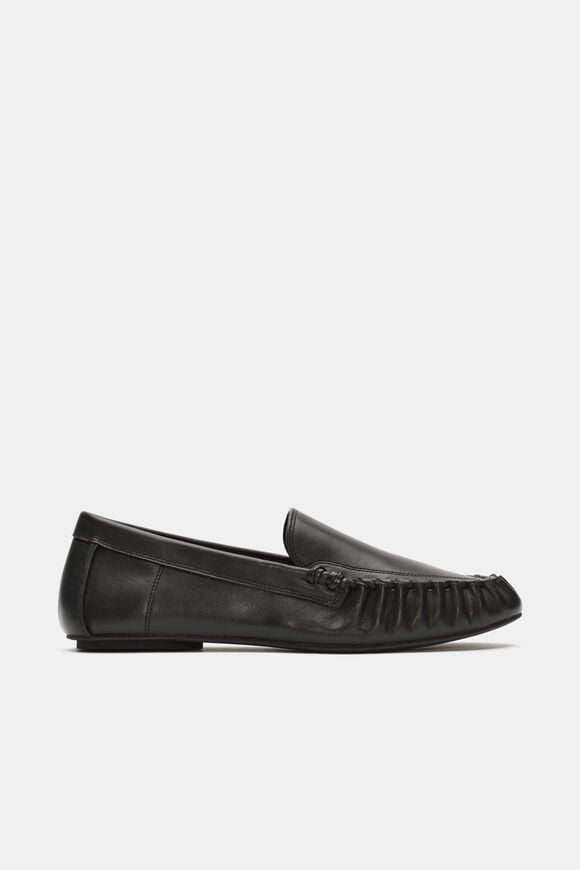 Albie Whipstitch Loafer  Black  hi-res