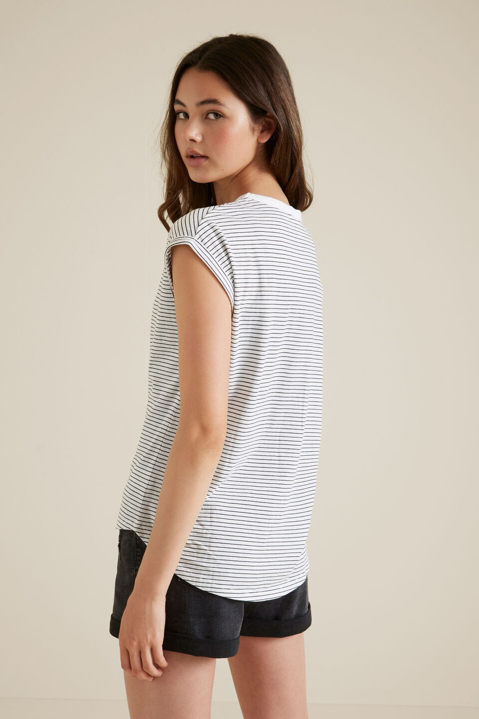 Essential Tee  