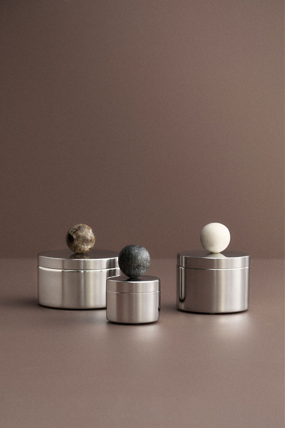Noa Canister Medium  Silver
