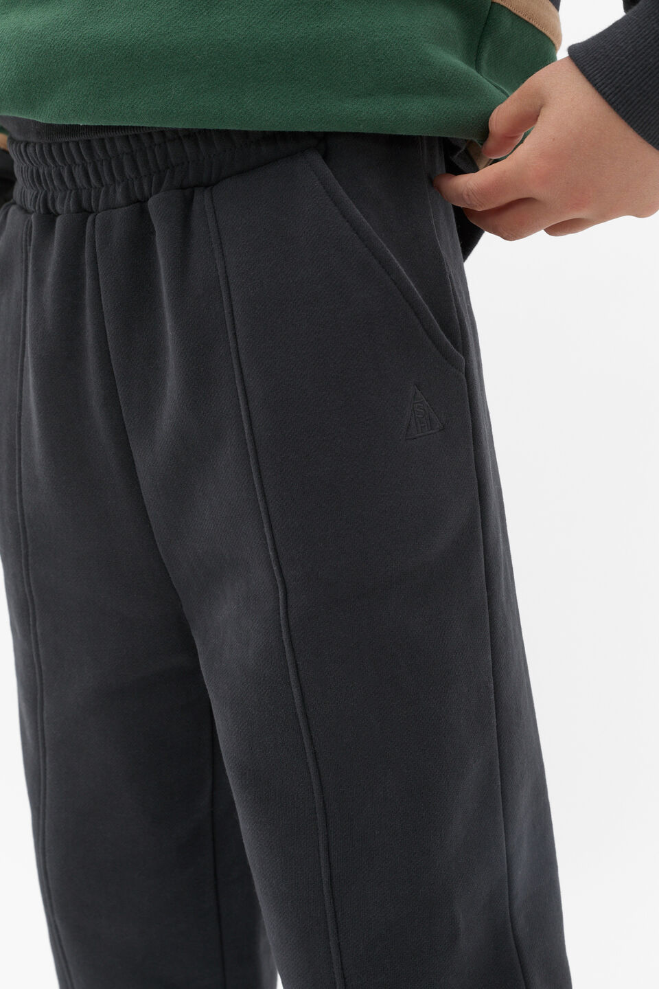 Tapered Track Pant  Phantom