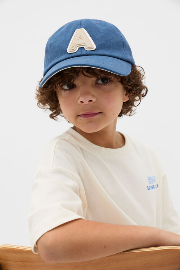 Boys Initial Cap  O  hi-res