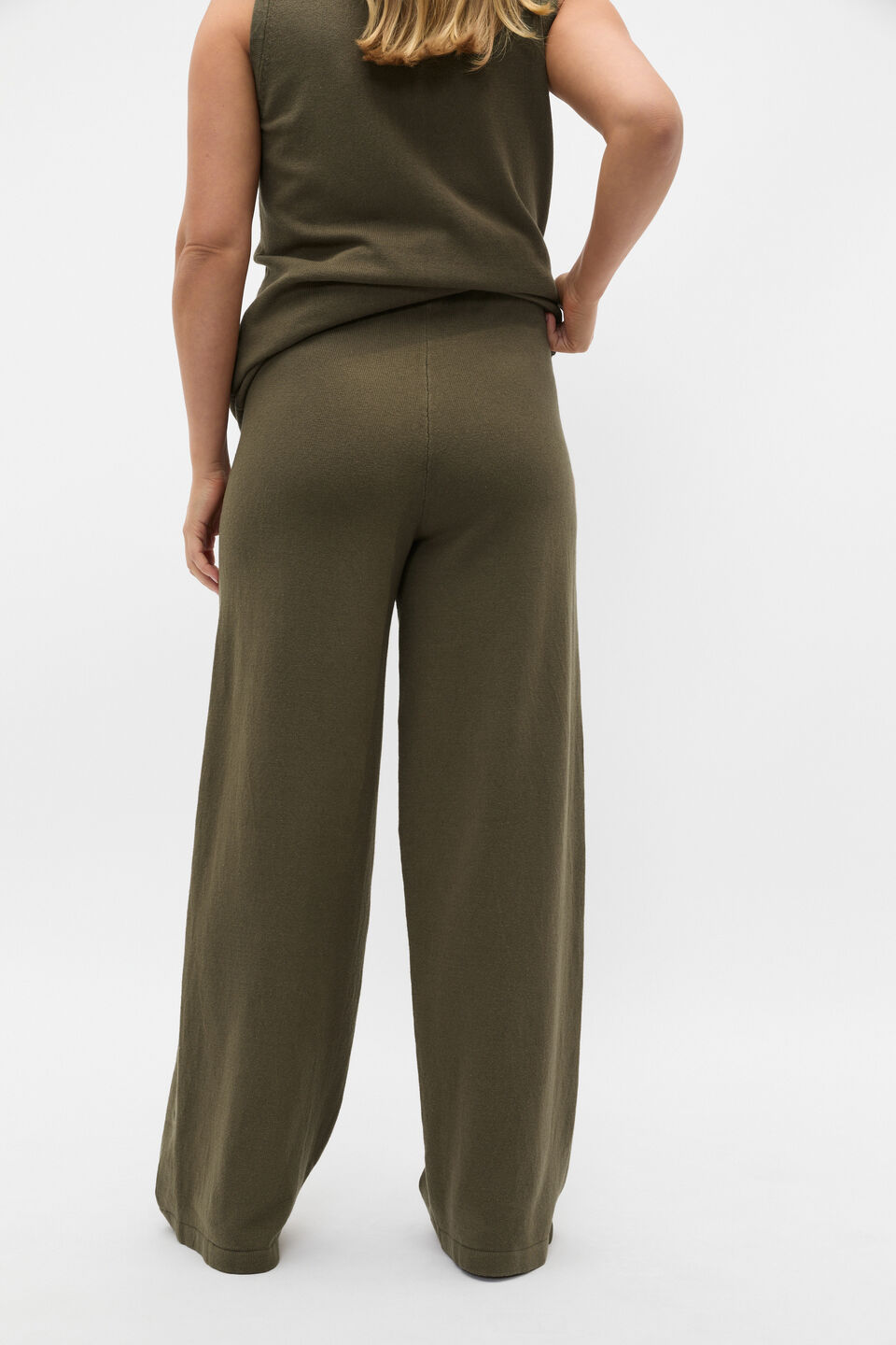 Summer Knit Pant  Olive Leaf