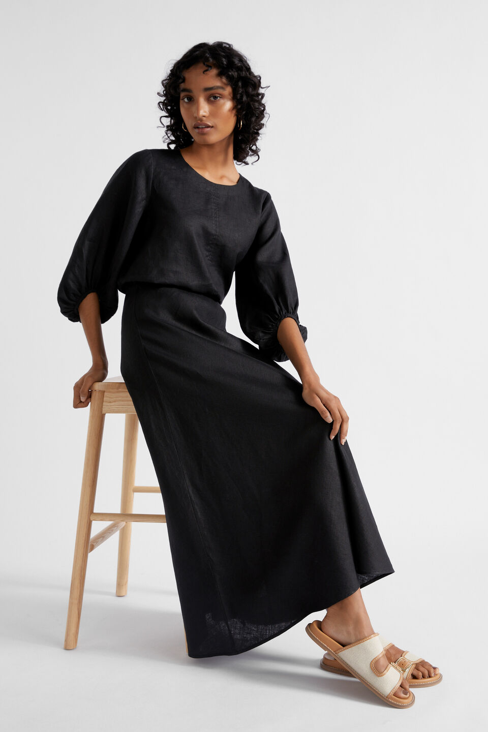 Core Linen Maxi Skirt  Black