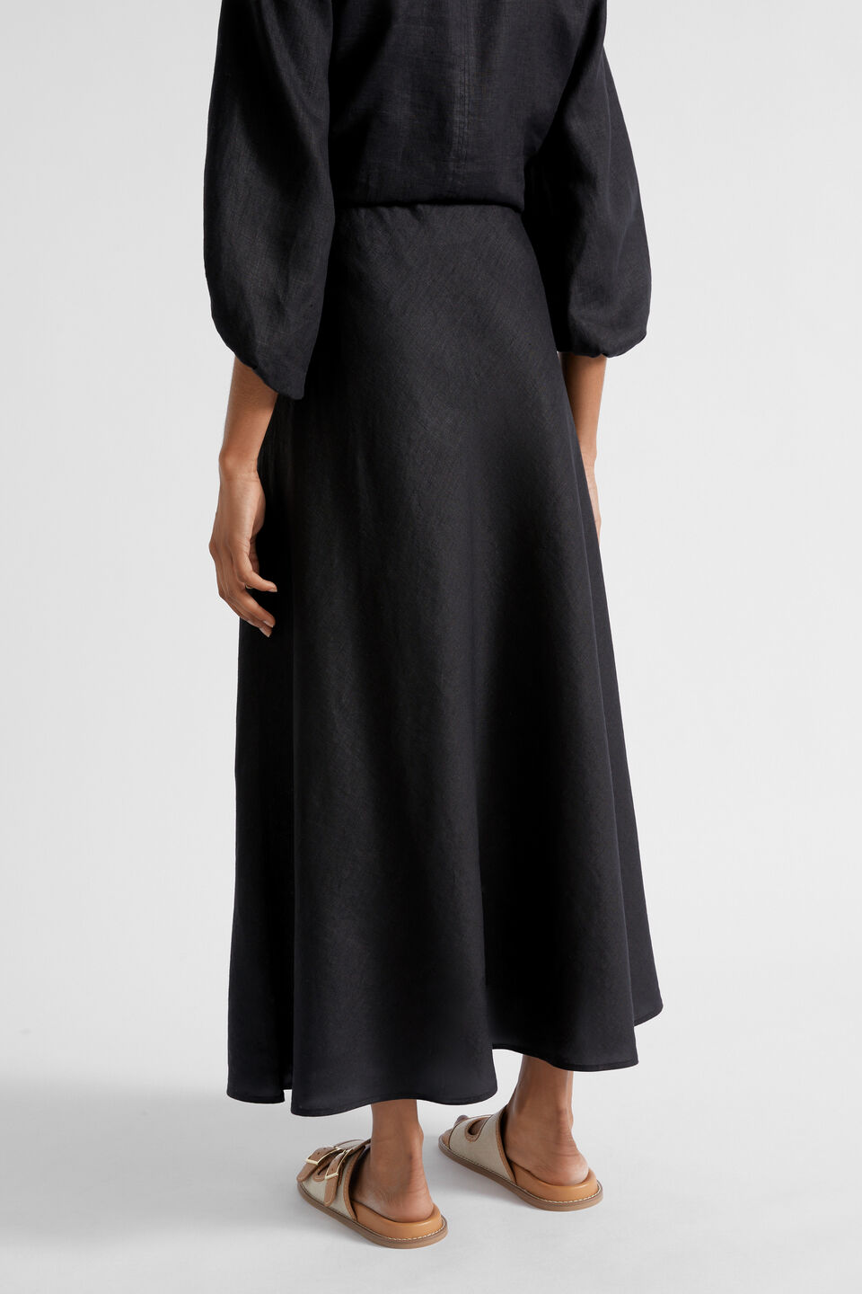 Core Linen Maxi Skirt  Black