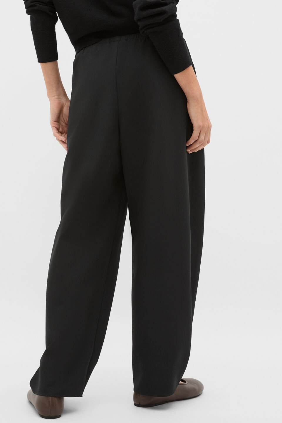 Easy Barrel Leg Pant  Black