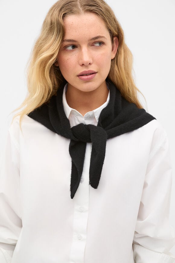 Mini Triangle Scarf  Black  hi-res