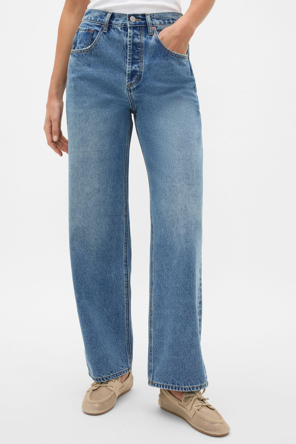Straight Leg Denim Jean  90s Blue Wash