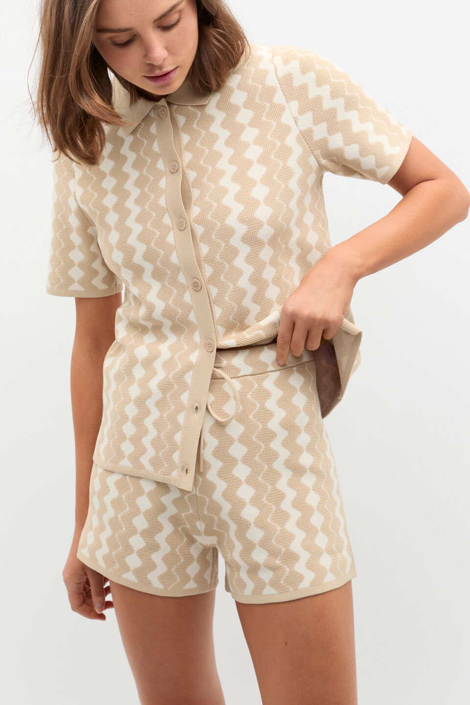 Jacquard Knit Short  Ecru