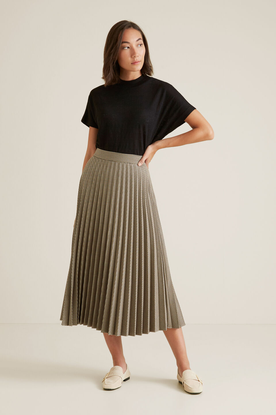 Mock Neck Linen Top  