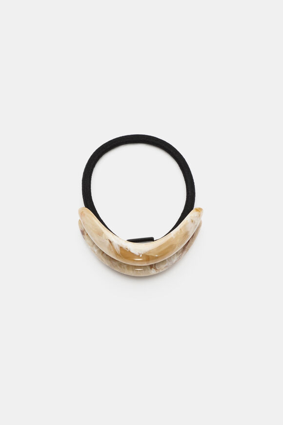 Resin Pony Holder  Latte  hi-res