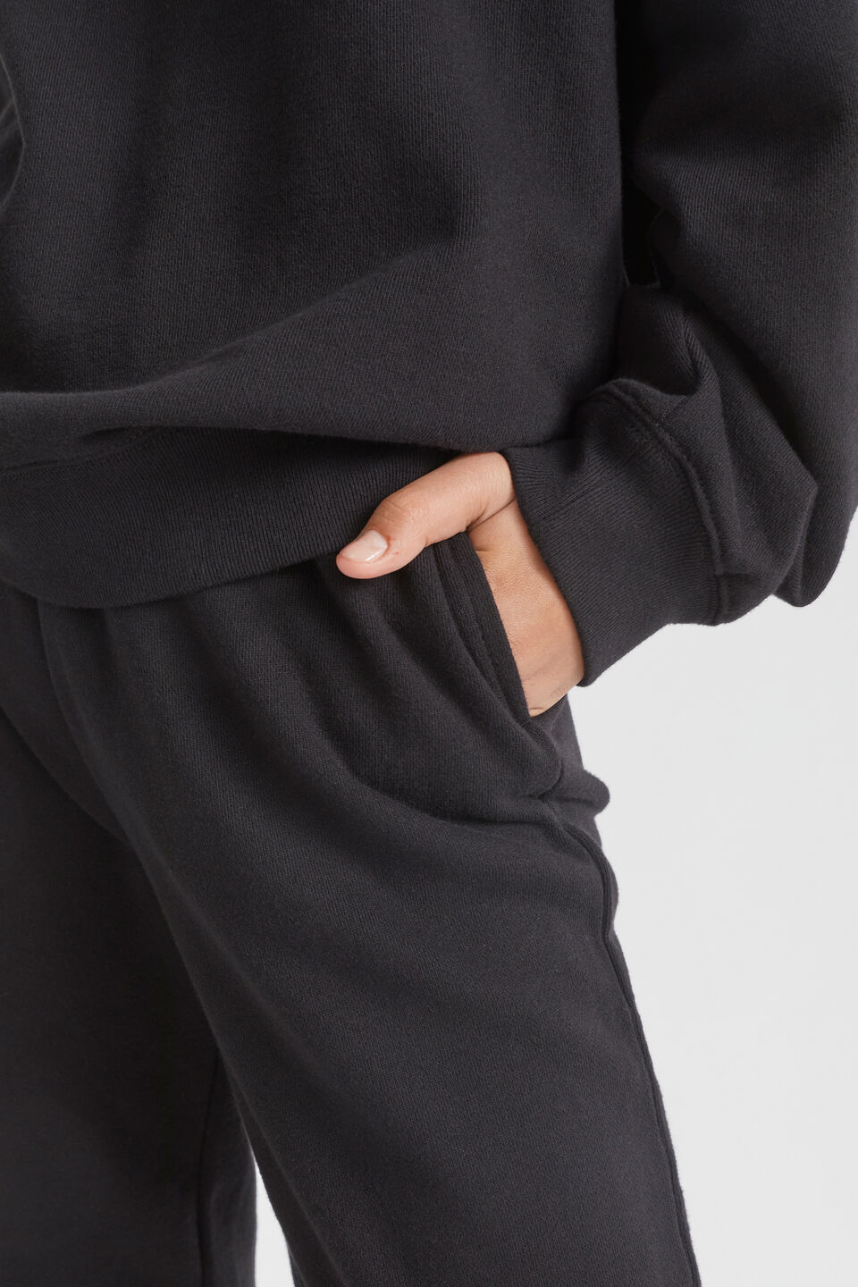 Core Trackpant  Black