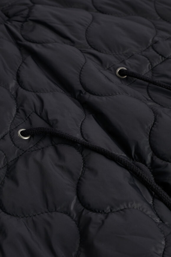 Quilted Poncho  Black  hi-res