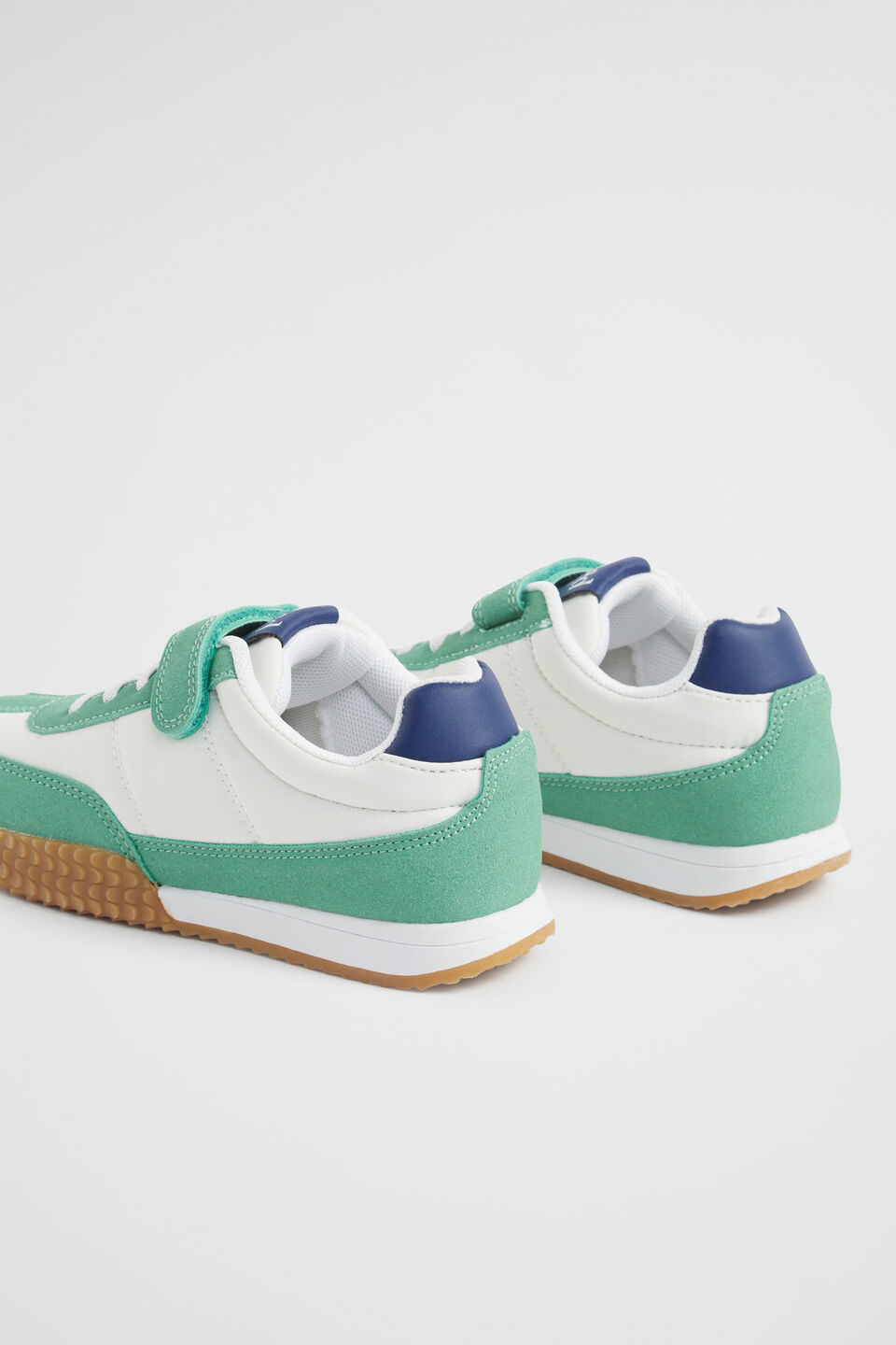 Sports Retro Sneaker  Clover