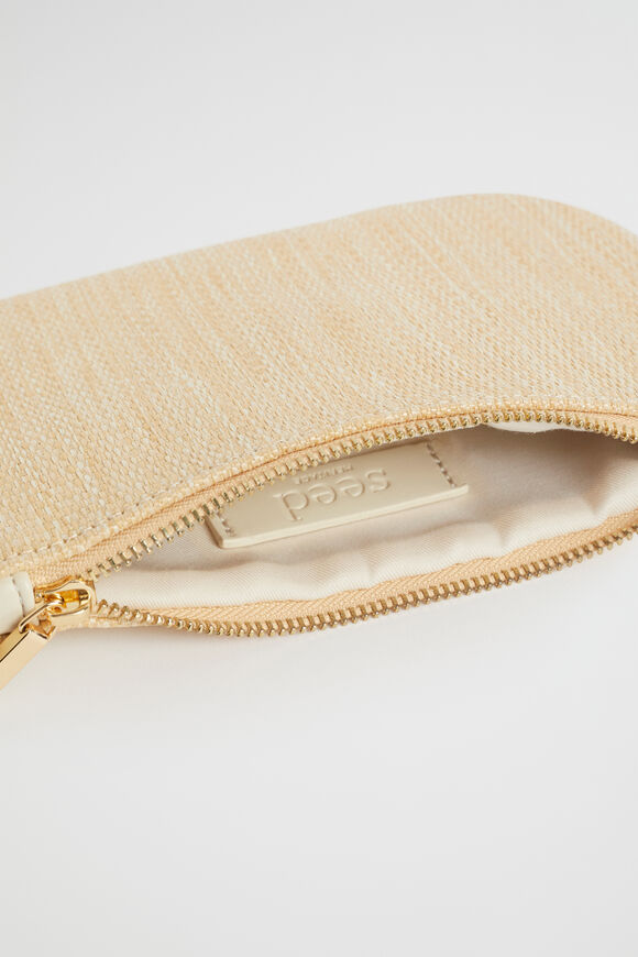 Initial Pouch  B  hi-res