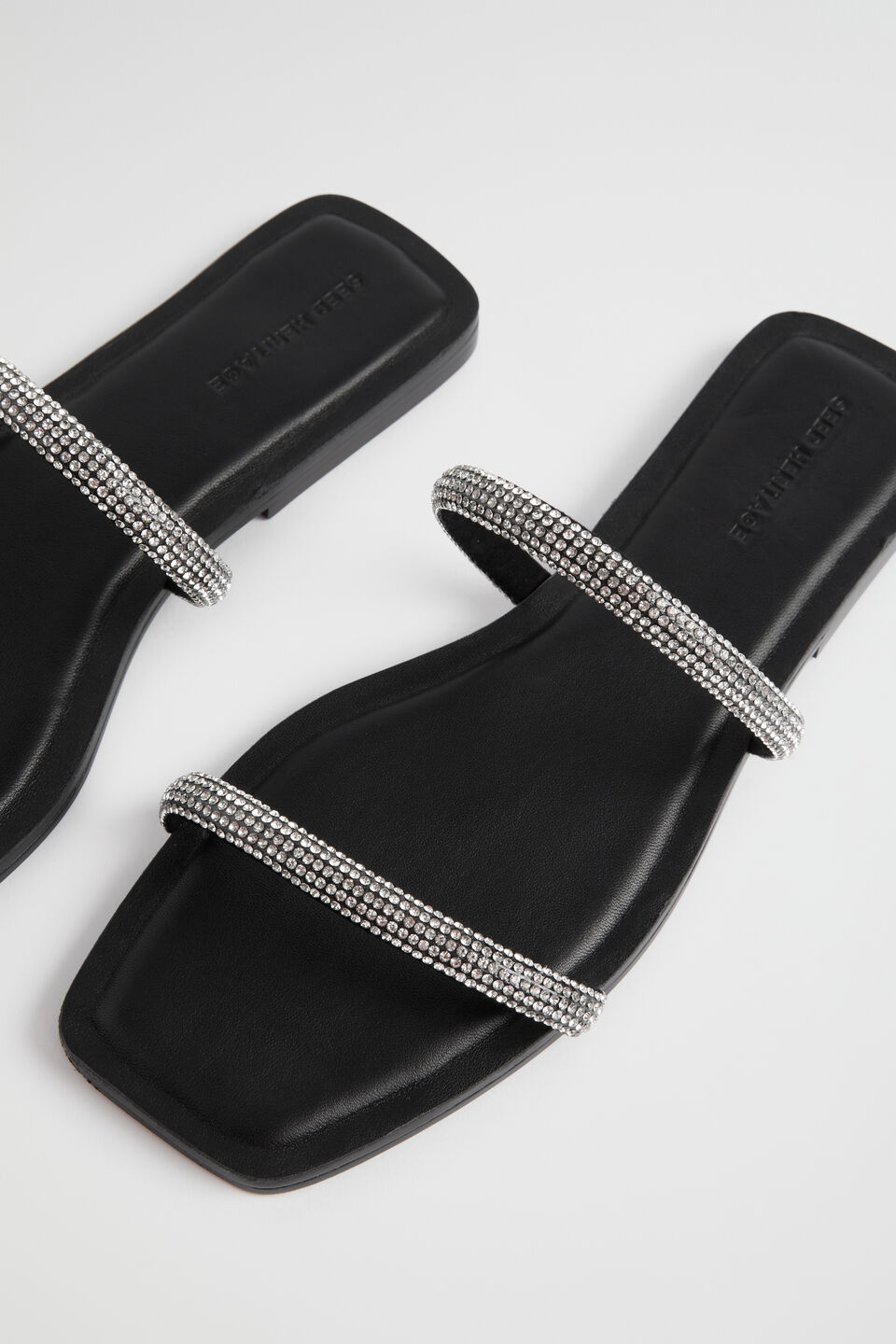 Natasha Diamante Slide  Black