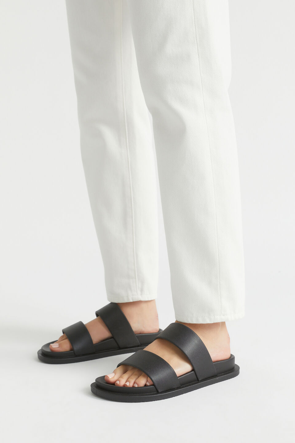 Double Strap Jelly  Black